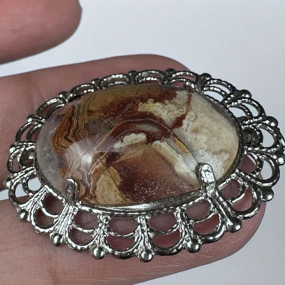 Vintage Artisan Brooch‎ Pin 1.25 Inch Crazy Lace Polished Agate Stainless Steel